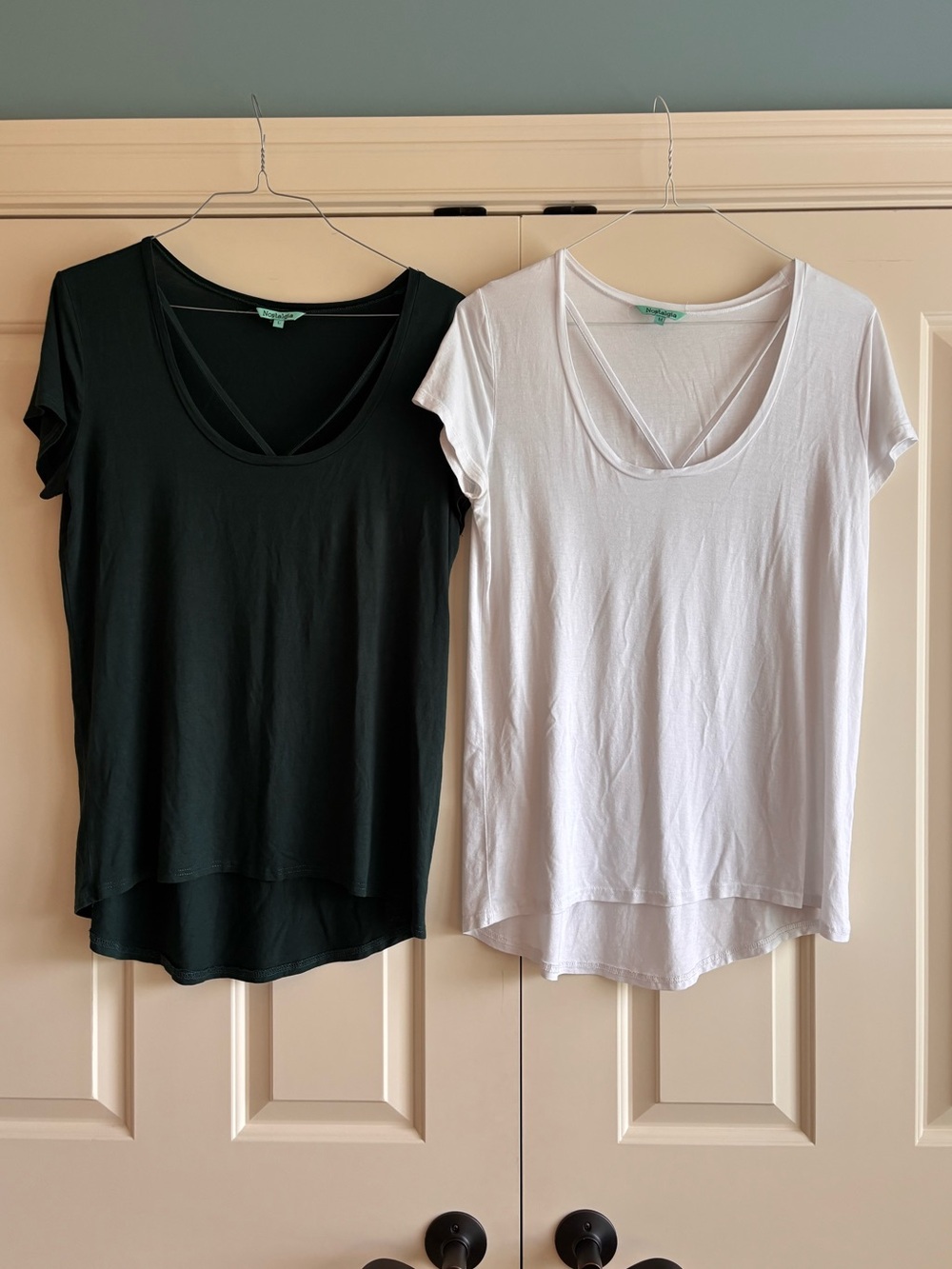 Nostalgia Dual Scoop Short Sleeve Tee - Forest Green & White